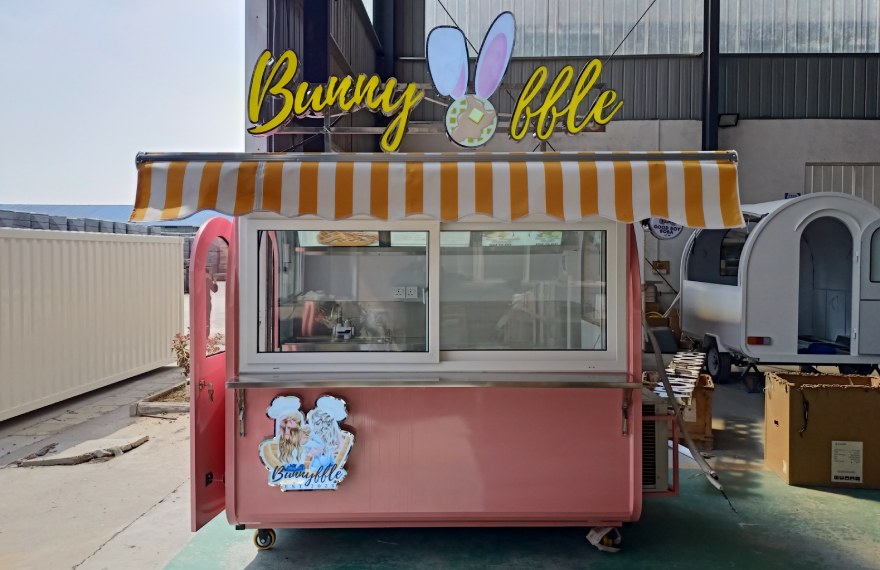 7ft small waffle and ice cream food kiosk